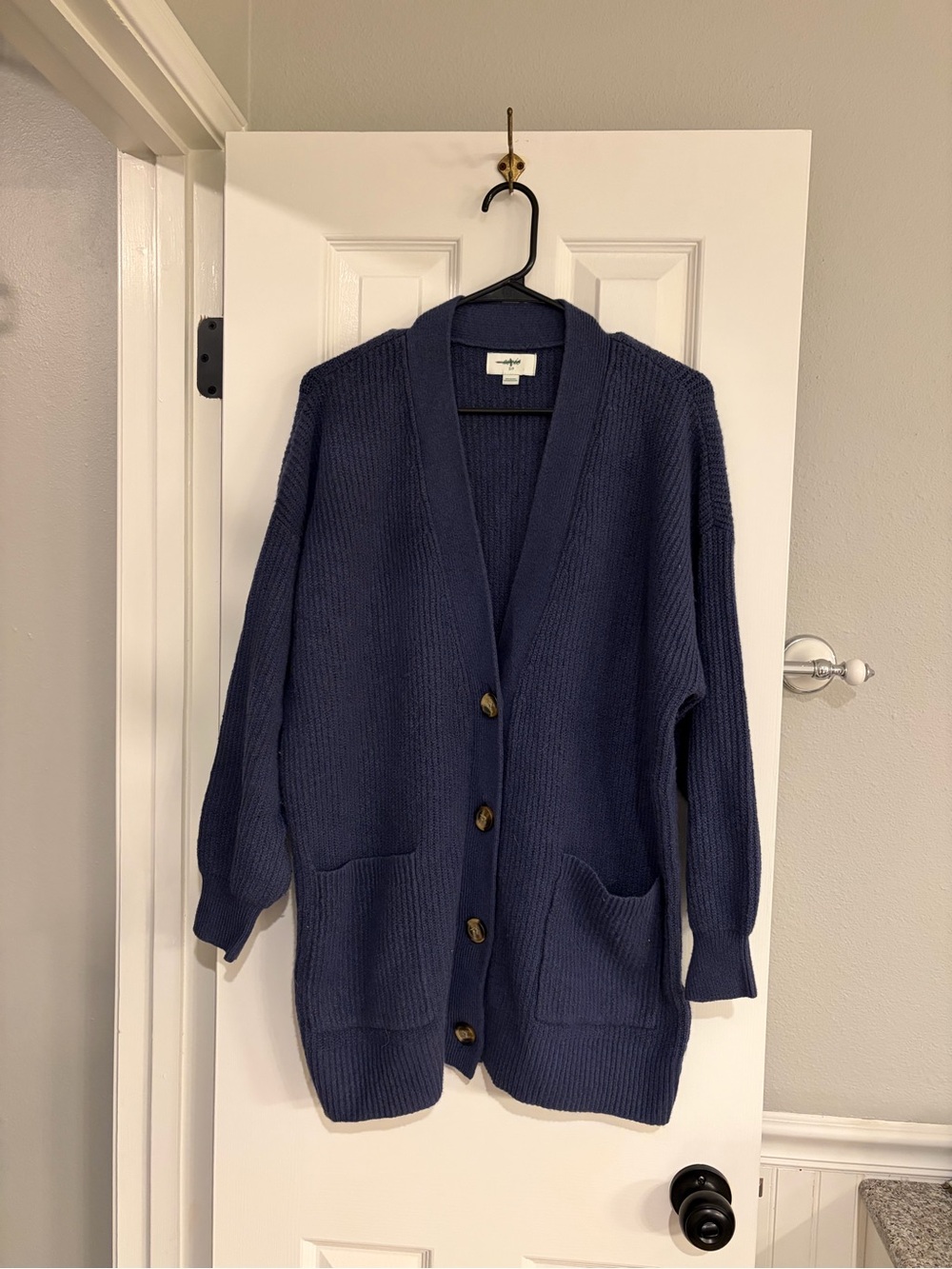 Aerie Cozy Up Oversized Chunky Knit Cardigan Small Grandpa Sweater
